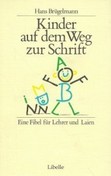 Kinder auf dem Weg zur Schrift